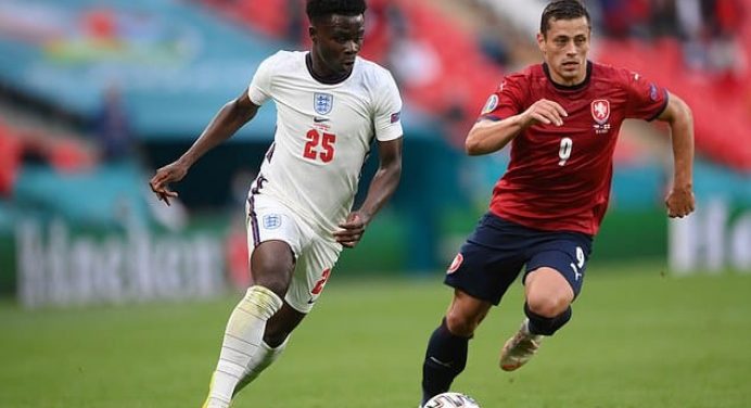 Sterling scores again, Saka the star man as England beat Czech to win group